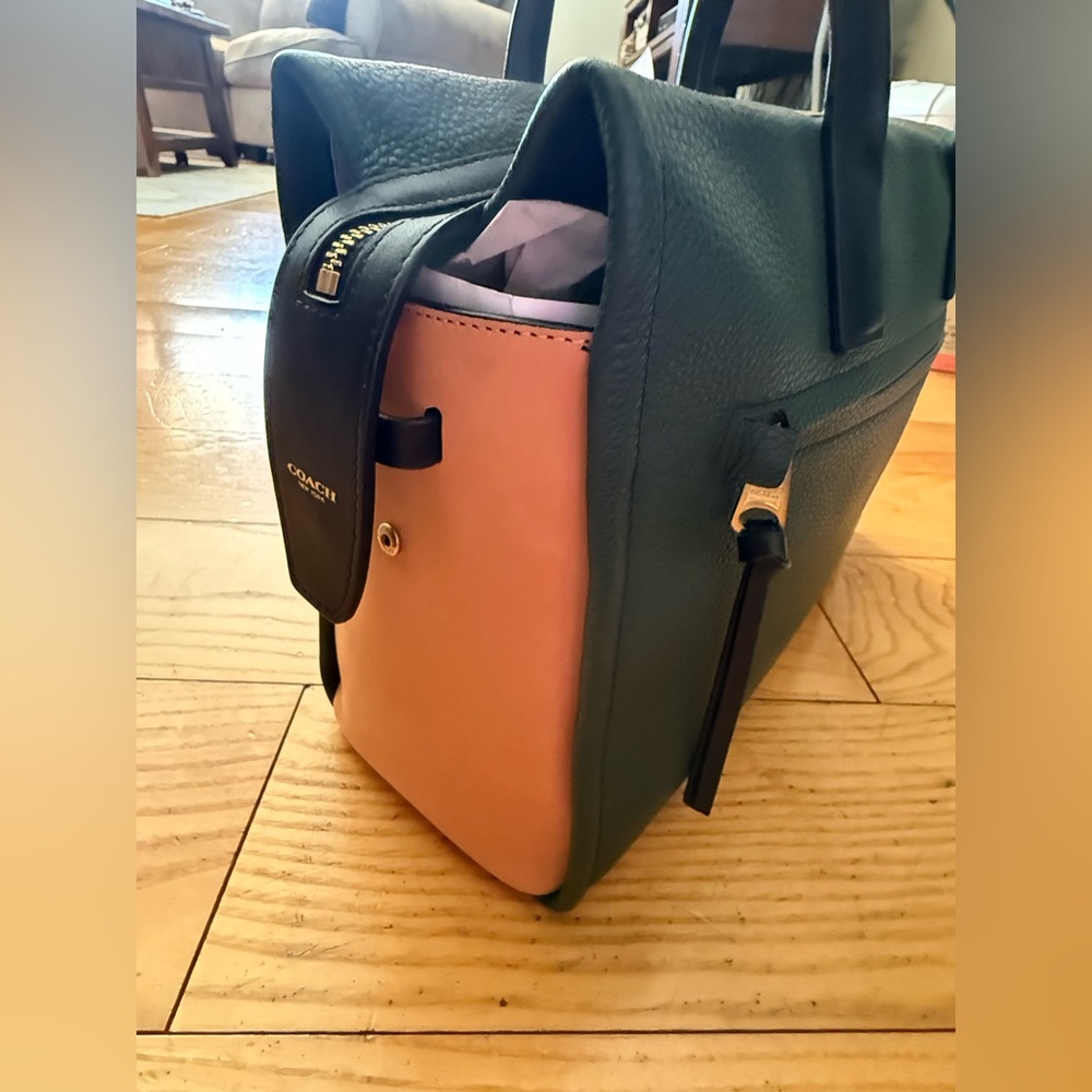Coach Black and Green Bag - Picture 6 of 10